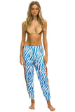CLASSIC VELVET SWEATPANTS - BLUE TIGER
