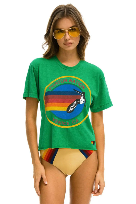 SIGNATURE VENICE BOYFRIEND TEE - KELLY GREEN