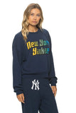NEW YORK YANKEES 2026 RELAXED CREW SWEATSHIRT - NAVY