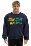 NEW YORK YANKEES 2026 RELAXED CREW SWEATSHIRT - NAVY